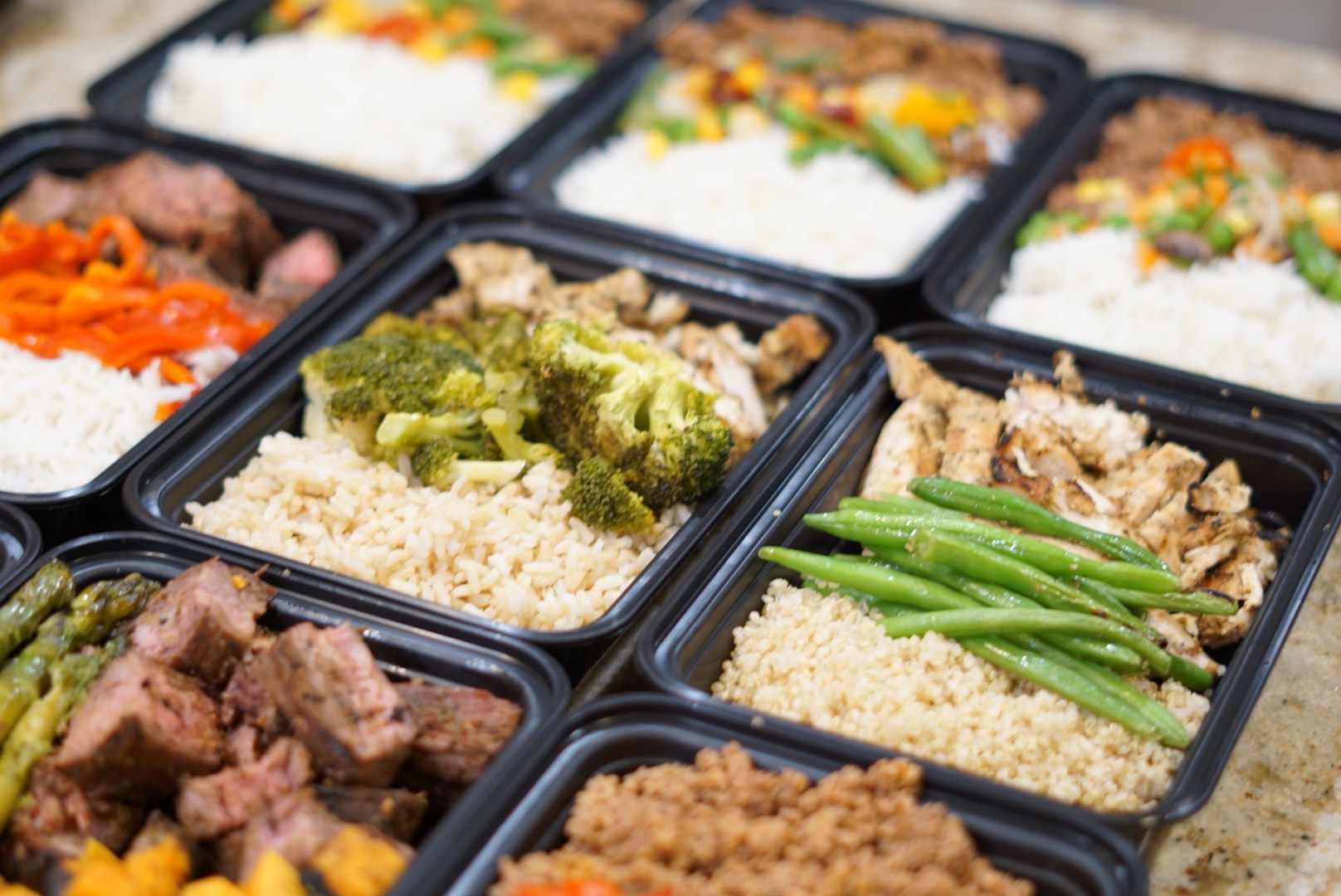 Chicken broccoli and quinoa meal prep containers